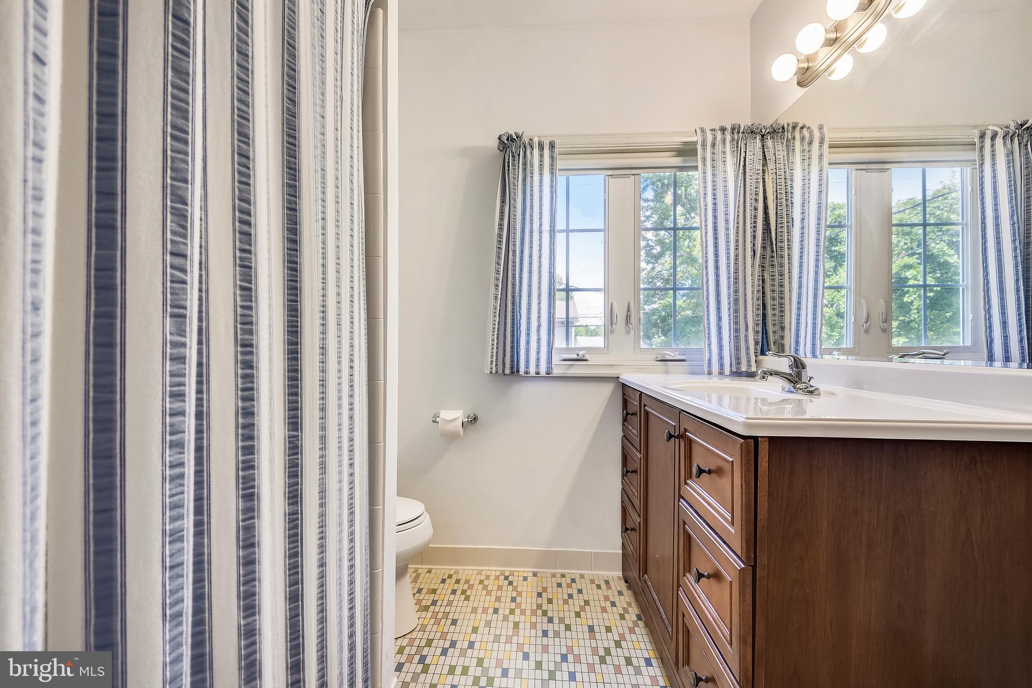 808 Crosby Road Baltimore, MD 21228 - Photo 13 of 19