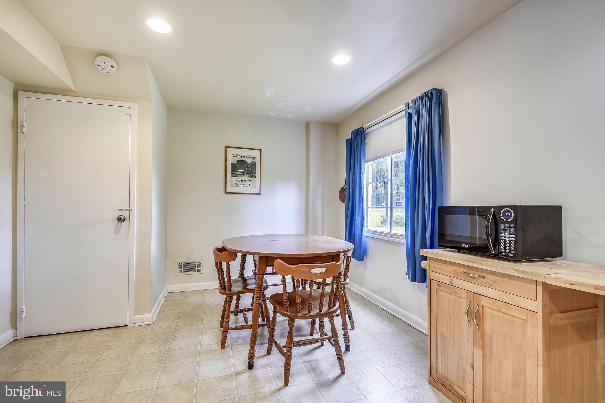 808 Crosby Road Baltimore, MD 21228 - Photo 10 of 19