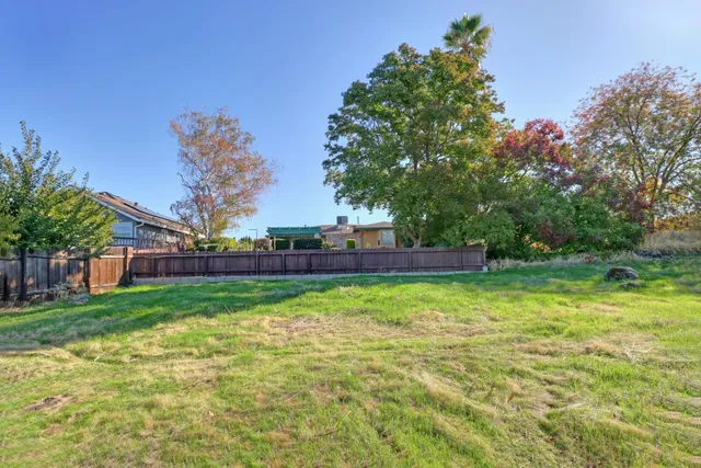 a view of a outdoor space