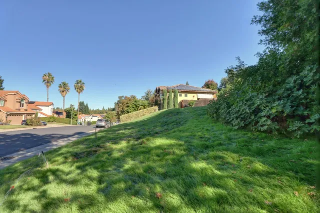 $299,999 | 3645 Amethyst Drive, Rocklin, CA 95677