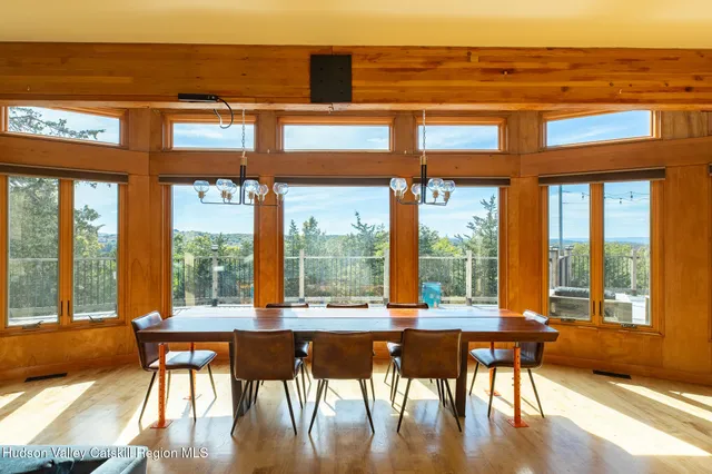 $1,975,000 | 69 Cedar Pond Lane, Chester, NY 10918