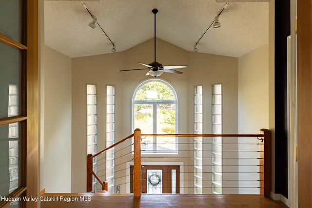 $1,975,000 | 69 Cedar Pond Lane, Chester, NY 10918