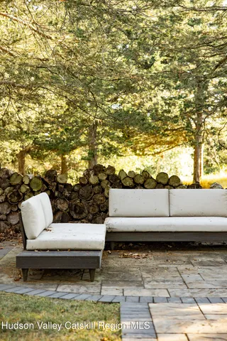 $1,975,000 | 69 Cedar Pond Lane, Chester, NY 10918