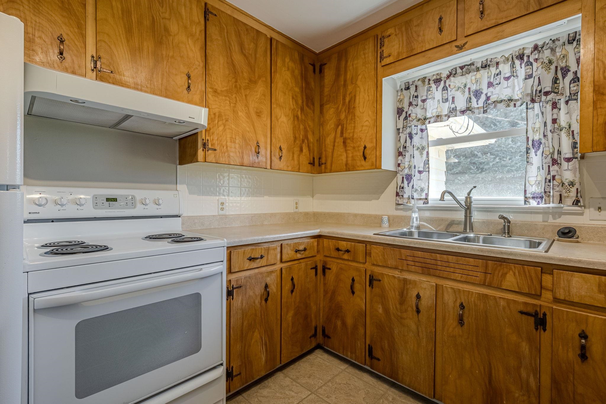 182 Edlun Road Grand Junction, CO 81503 - Photo 9 of 40 Gallery Image 9