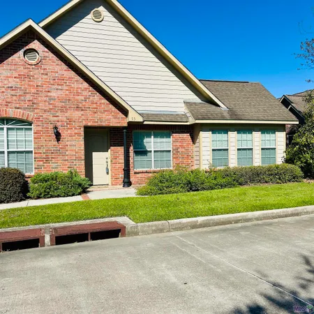 $280,000 | 7111 Village Charmant Saint George La, Unit 55, Baton Rouge, LA 70809