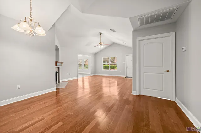 $290,000 | 7111 Village Charmant Saint George La, Unit 55, Baton Rouge, LA 70809