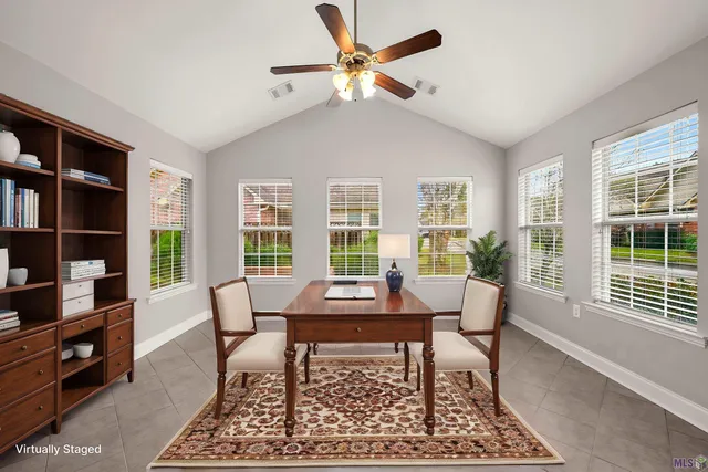 $290,000 | 7111 Village Charmant Saint George La, Unit 55, Baton Rouge, LA 70809