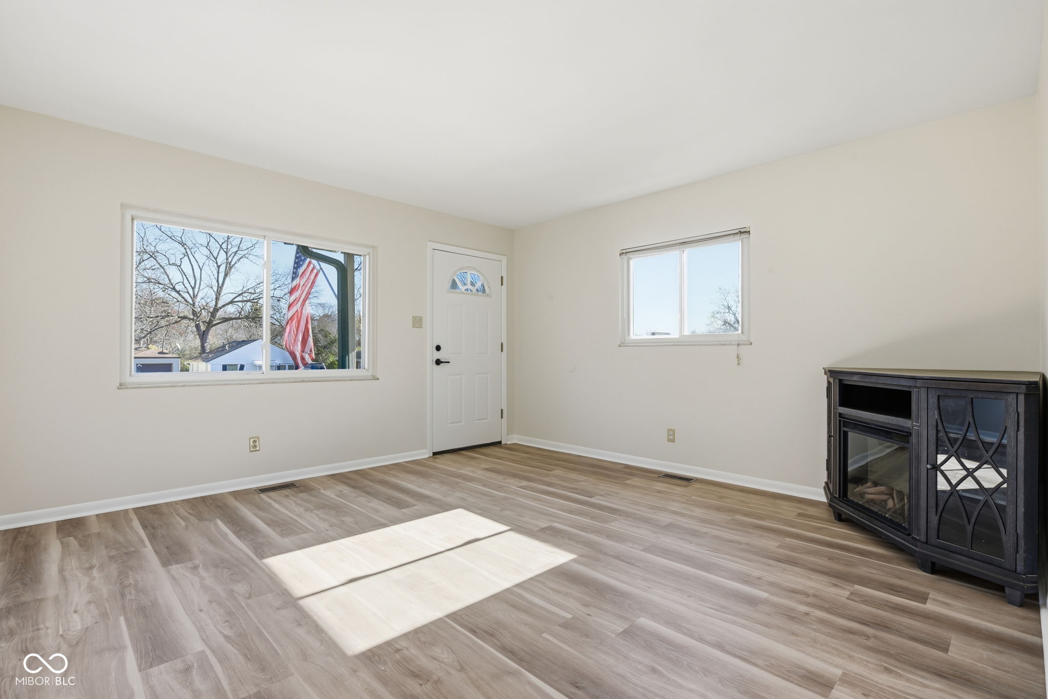 66 North Devon Avenue Indianapolis, IN 46219 - Photo 5 of 18