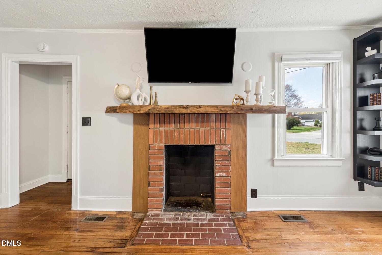 414 South Maple Street Graham, NC 27253 - Photo 4 of 42 4