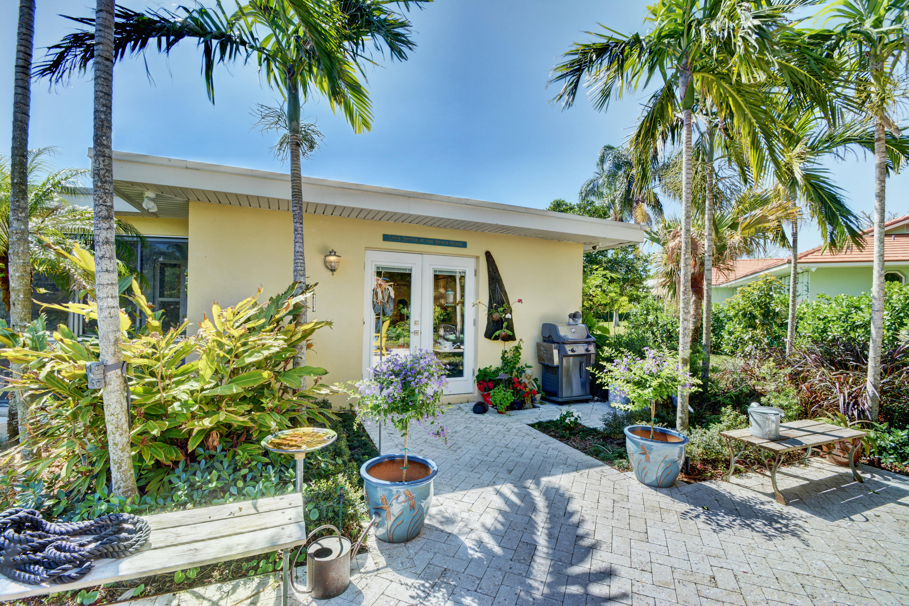 8543 Southeast Seagrape Way Hobe Sound, FL 33455 - Photo 12 of 44 sps_8783_4_5_6_7