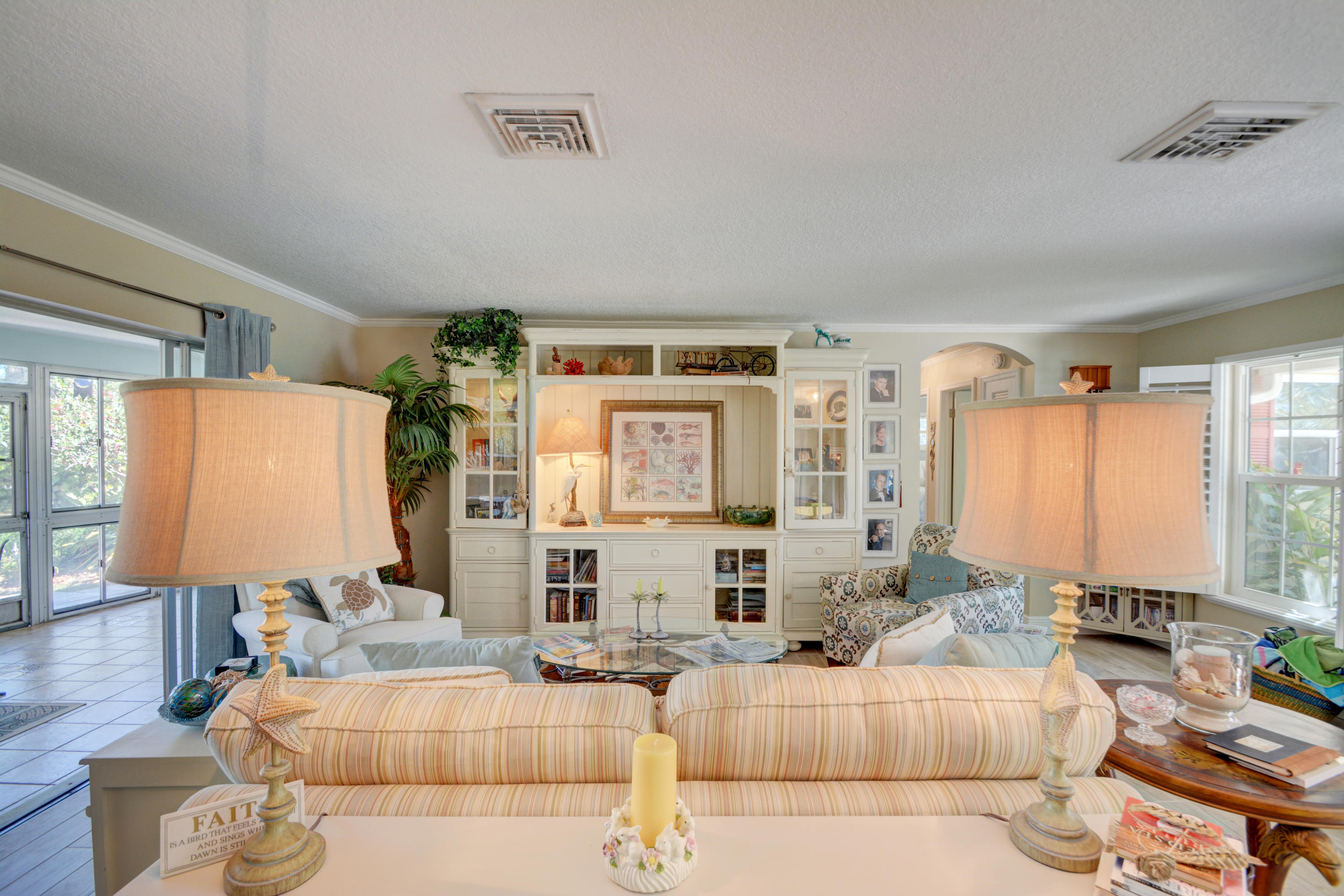 8543 Southeast Seagrape Way Hobe Sound, FL 33455 - Photo 16 of 44 sps_8833_4_5_6_7