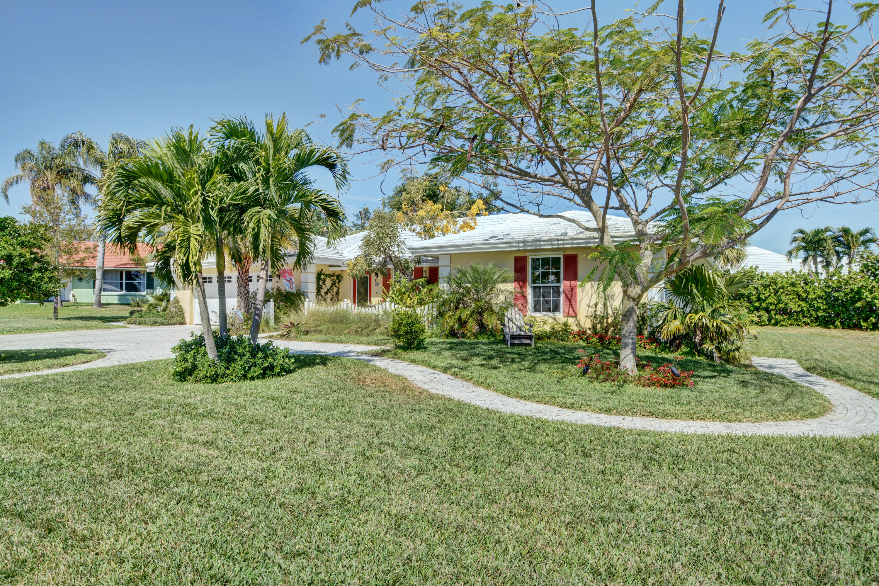 8543 Southeast Seagrape Way Hobe Sound, FL 33455 - Photo 4 of 44 sps_8748_49_50_51_52
