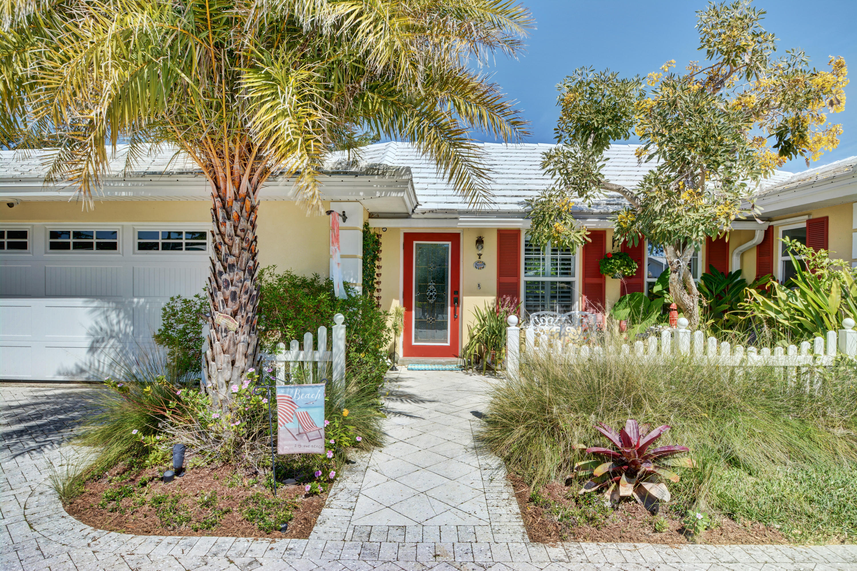 8543 Southeast Seagrape Way Hobe Sound, FL 33455 - Photo 5 of 44 sps_8753_4_5_6_7