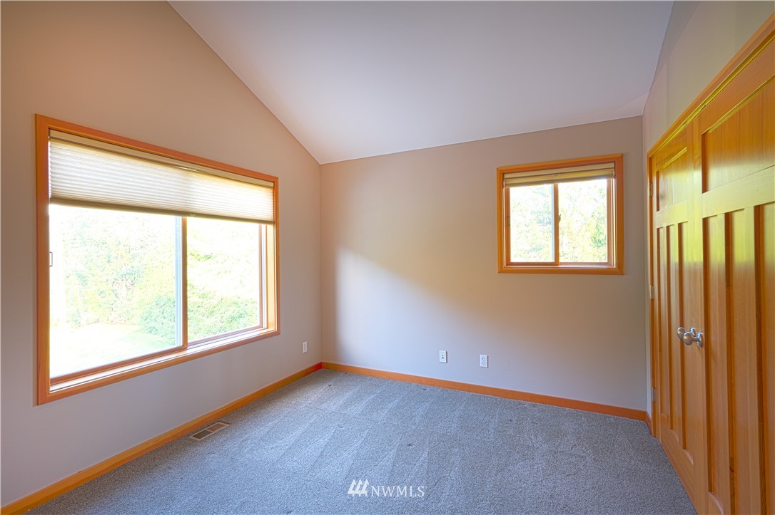 16841 Southeast Jones Road Renton, WA 98058 - Photo 13 of 23 Gallery Image 13