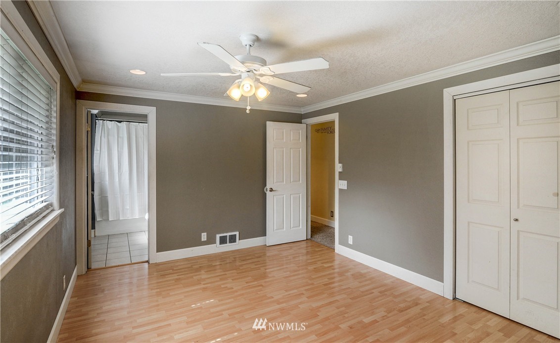 1312 183rd Street Southeast Bothell, WA 98012 - Photo 16 of 22