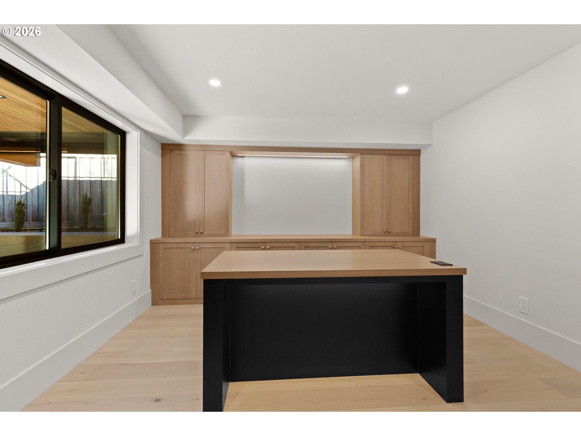 17763 Kelok Road Lake Oswego, OR 97034 - Photo 47 of 48 Den/Office