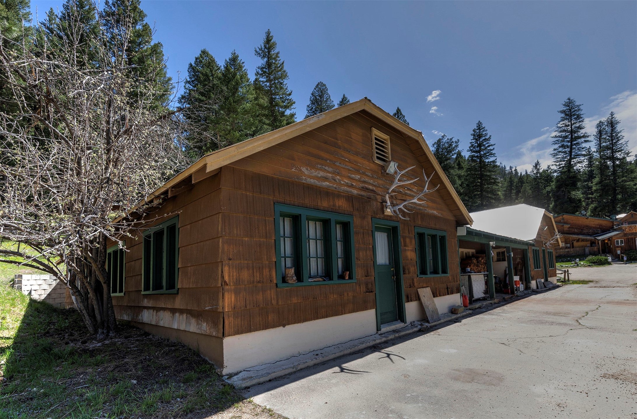 283 Lost Trail Hotsprings Road Sula, MT 59871 - Photo 24 of 72 Gallery Image 24