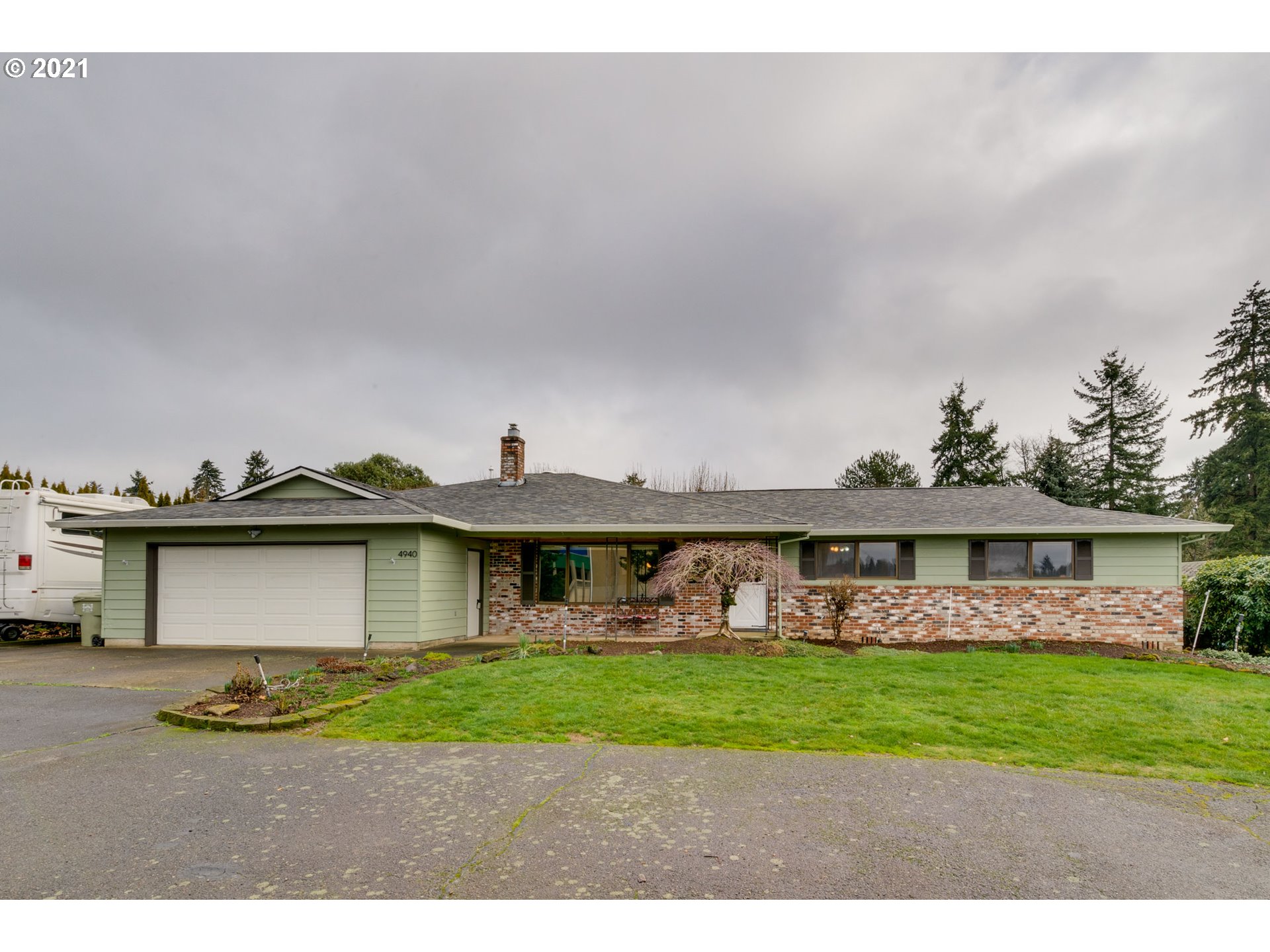 4940 Southwest 185th Avenue Aloha, OR 97078 - Photo 2 of 30 Gallery Image 2