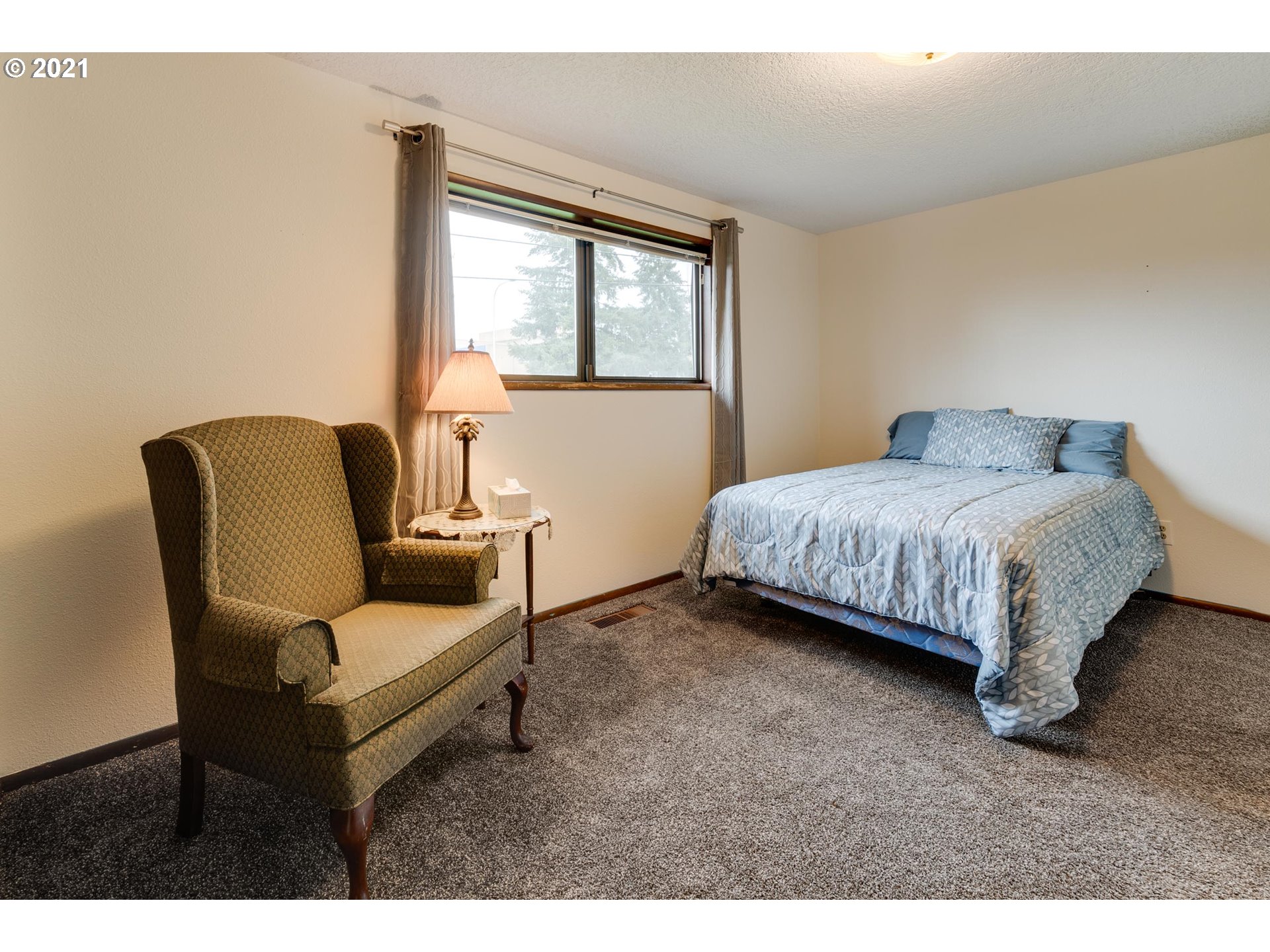 4940 Southwest 185th Avenue Aloha, OR 97078 - Photo 21 of 30 Gallery Image 21