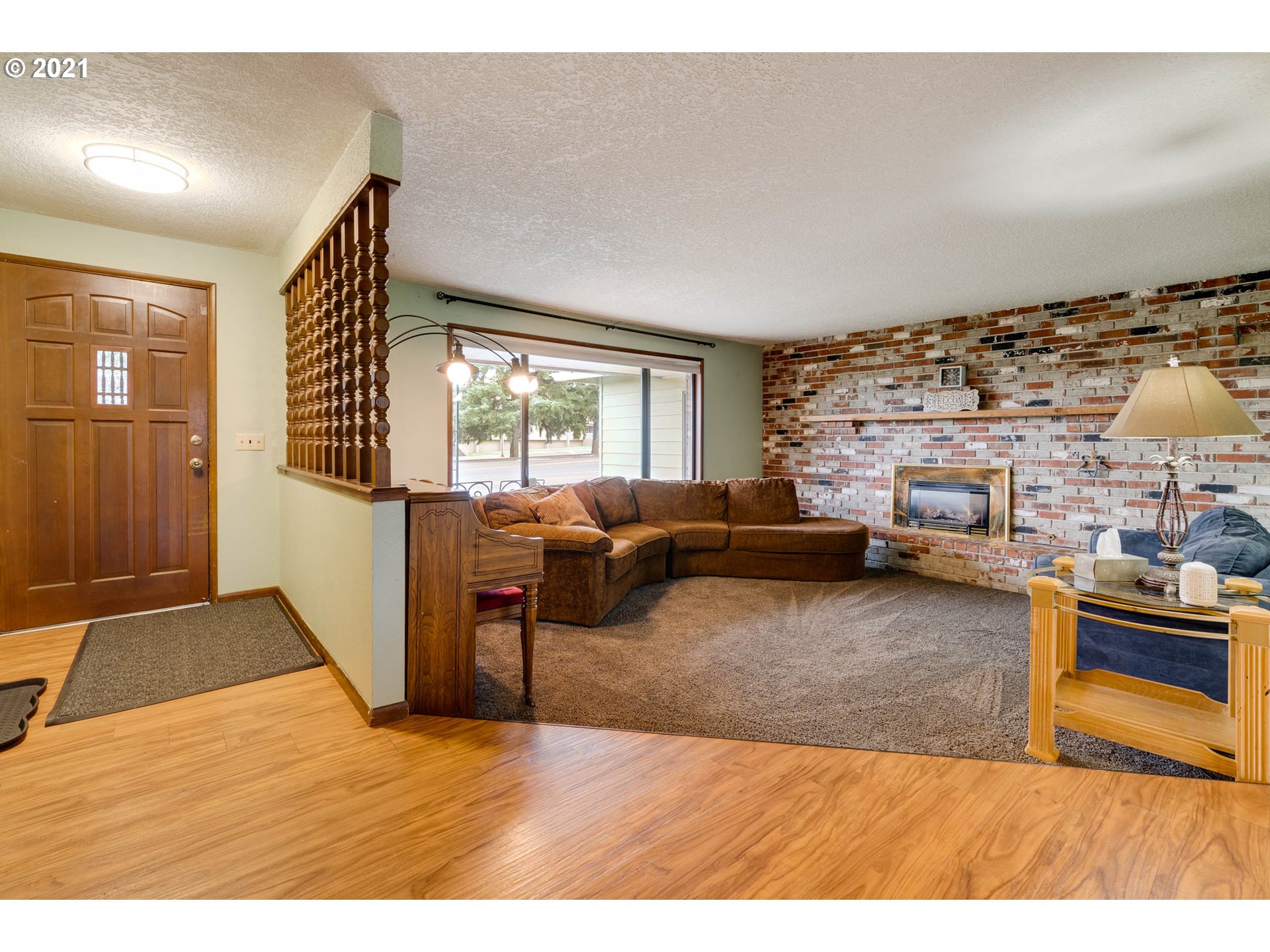4940 Southwest 185th Avenue Aloha, OR 97078 - Photo 4 of 30 Gallery Image 4