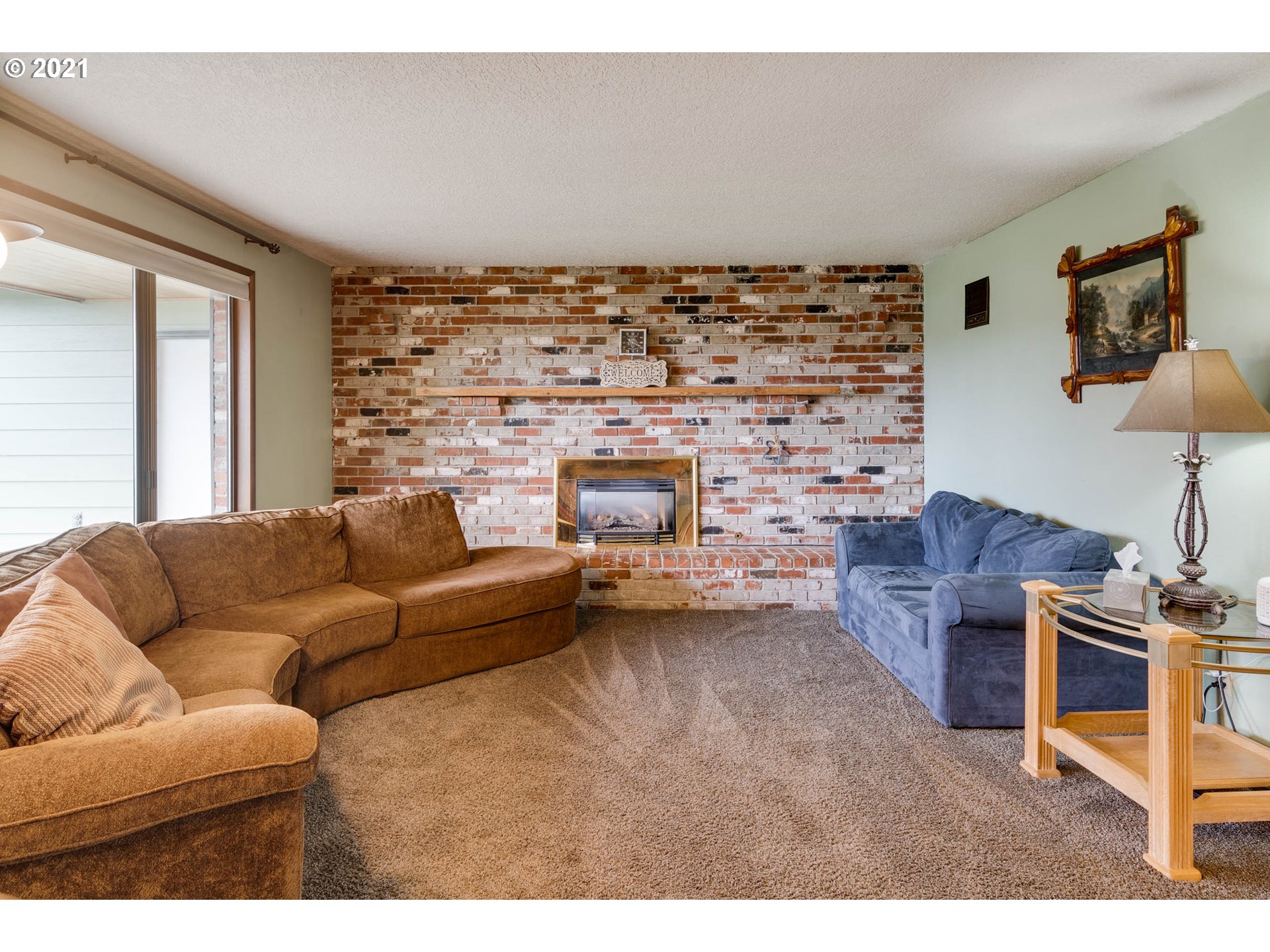 4940 Southwest 185th Avenue Aloha, OR 97078 - Photo 5 of 30 Gallery Image 5