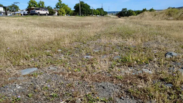 $180,000 | 2691 Feather River Boulevard, Oroville, CA 95965