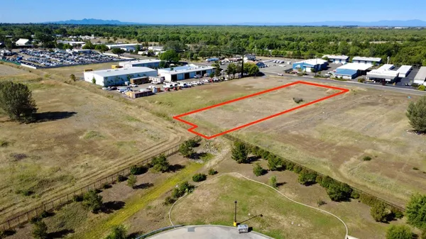 $180,000 | 2691 Feather River Boulevard, Oroville, CA 95965