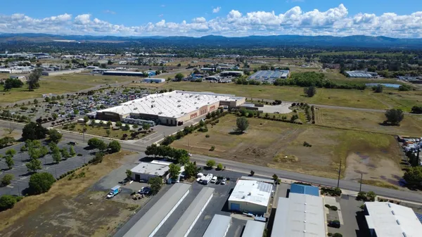 $180,000 | 2691 Feather River Boulevard, Oroville, CA 95965