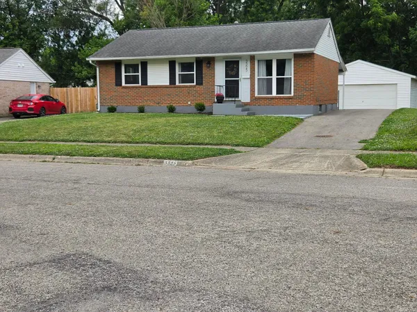 $239,900 | 3325 Latonia Court, Columbus, OH 43232