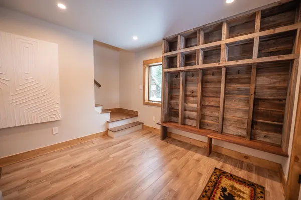 $849,000 | 4 Breezy Way, West Dover, VT 05356