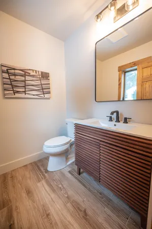 $849,000 | 4 Breezy Way, West Dover, VT 05356