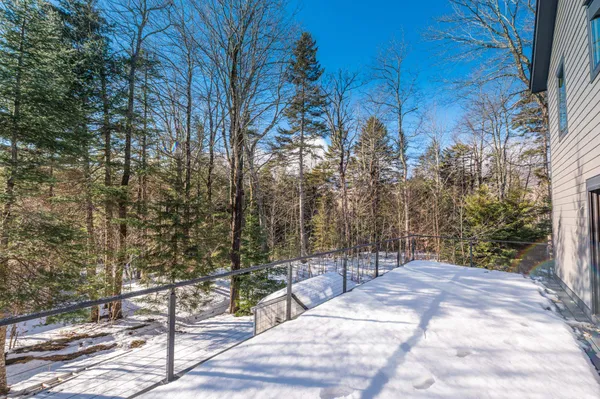 $849,000 | 4 Breezy Way, West Dover, VT 05356