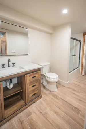 $849,000 | 4 Breezy Way, West Dover, VT 05356