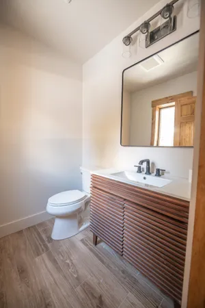 $849,000 | 4 Breezy Way, West Dover, VT 05356