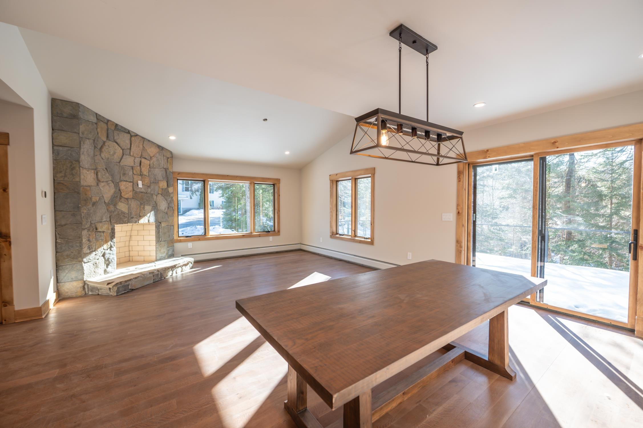 4 Breezy Way West Dover, VT 05356 - Photo 7 of 27