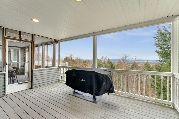 $899,000 | 135 Hillcrest Heights, St. Albans Town, VT 05478