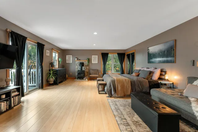 $950,000 | 135 Hillcrest Heights, St. Albans Town, VT 05478