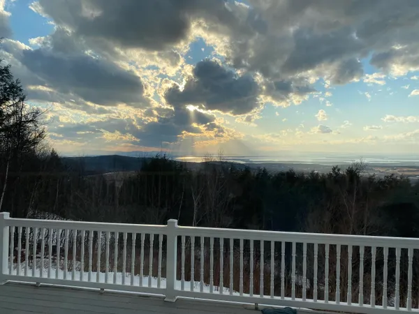 $899,000 | 135 Hillcrest Heights, St. Albans Town, VT 05478