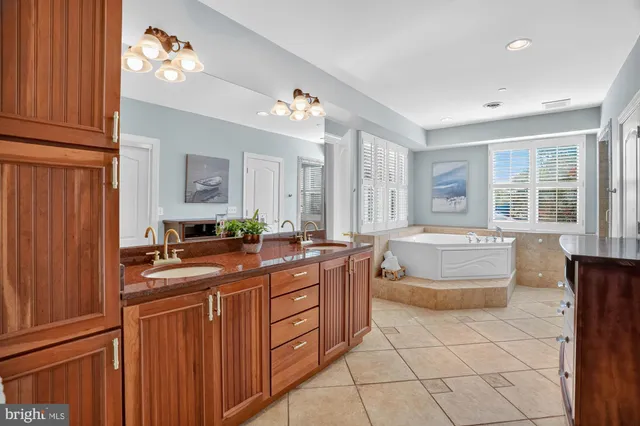 $1,799,000 | 215 Chester Avenue, Annapolis, MD 21403