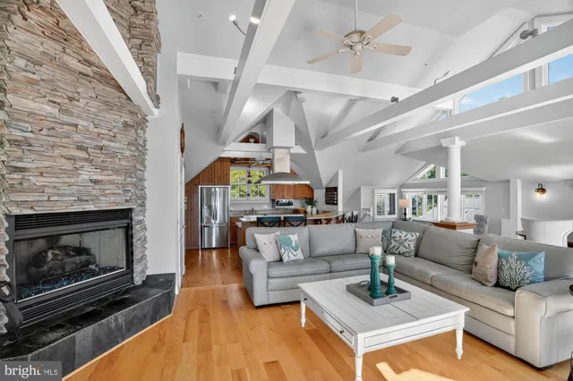 $1,799,000 | 215 Chester Avenue, Annapolis, MD 21403