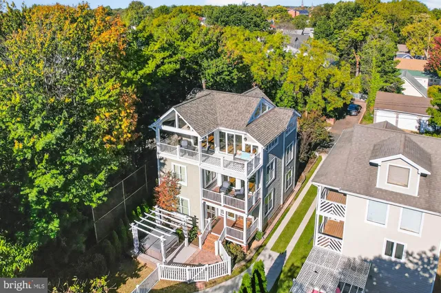 $1,799,000 | 215 Chester Avenue, Annapolis, MD 21403