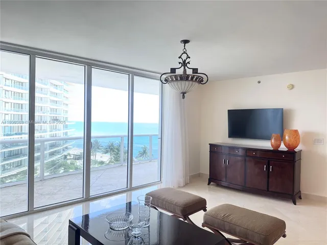 $1,275,000 | 18911 Collins Avenue, Unit 1102, Sunny Isles Beach, FL 33160