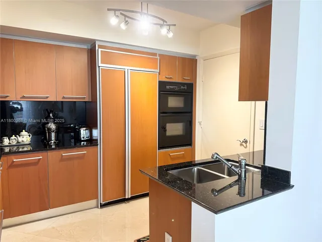 $1,275,000 | 18911 Collins Avenue, Unit 1102, Sunny Isles Beach, FL 33160