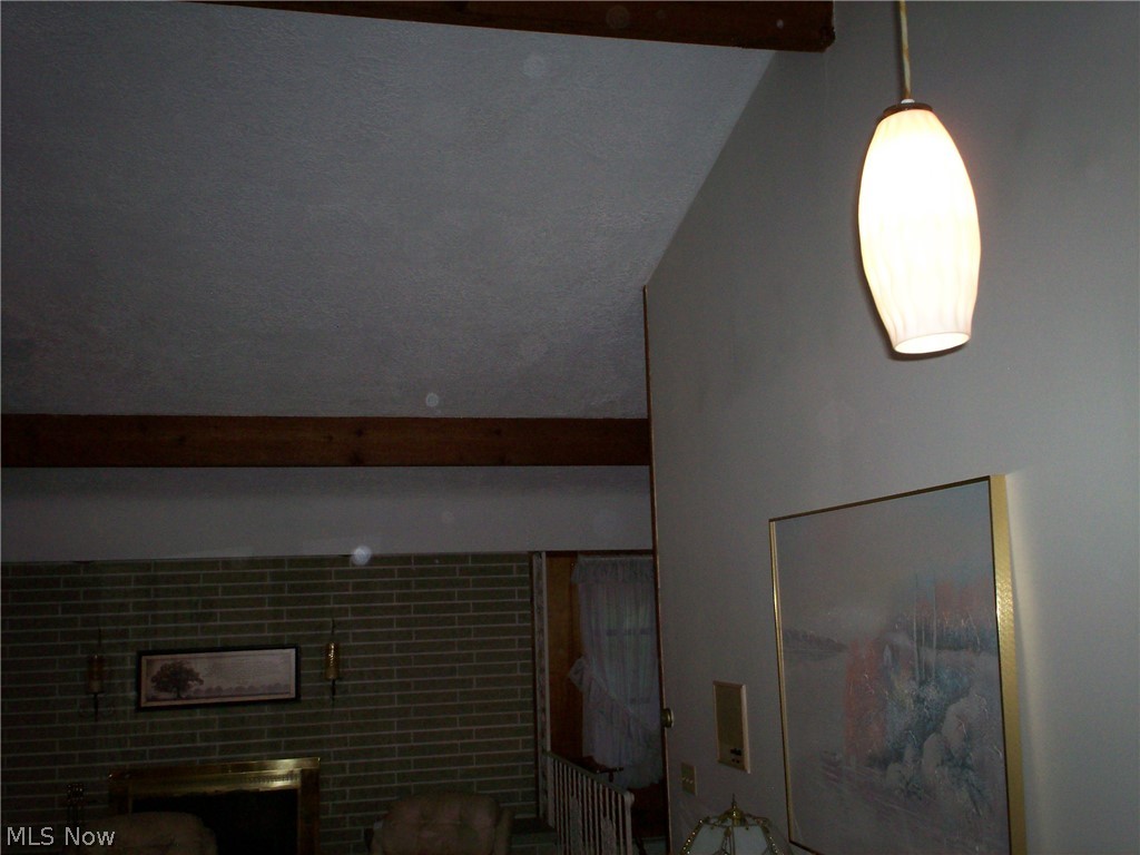 93 South Tamarack Road Akron, OH 44319 - Photo 5 of 35 Gallery Image 5