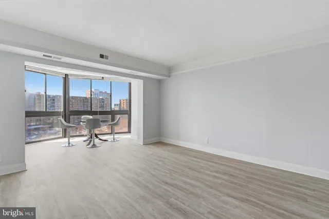 $520,000 | 8350 Greensboro Drive, Unit 517, McLean, VA 22102