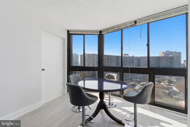 $520,000 | 8350 Greensboro Drive, Unit 517, McLean, VA 22102