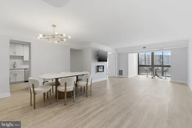 $520,000 | 8350 Greensboro Drive, Unit 517, McLean, VA 22102