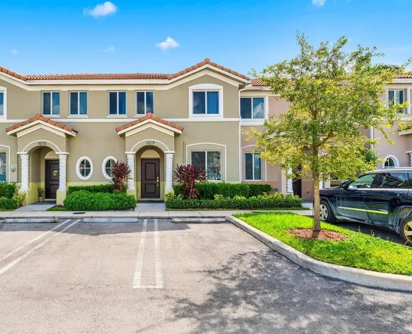 $5,000 | 1019 Southeast 24th Terrace, Homestead, FL 33035