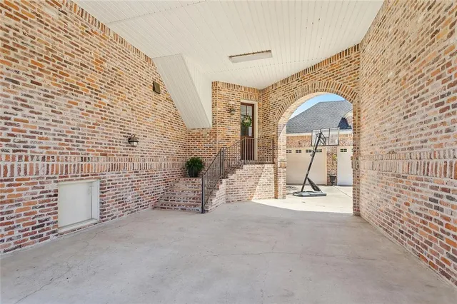 $1,795,000 | 160 Sanctuary Drive, Mandeville, LA 70471