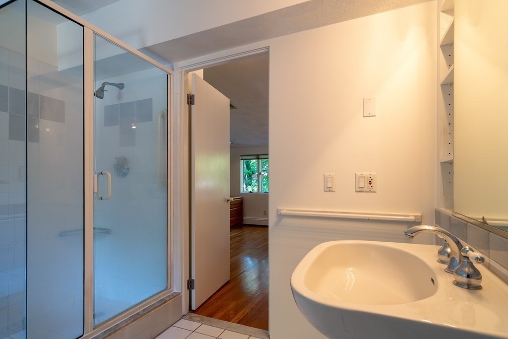 7 Diamond Road Lexington, MA 02420 - Photo 31 of 42